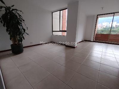 Apartamento en arriendo en La Frontera, Envigado · foto 2 de 16