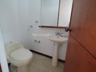 Apartamento en arriendo en La Frontera, Envigado · foto 7 de 16