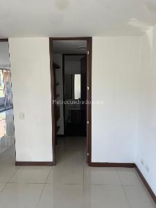 Apartamento de 2 alcobas en arriendo en Cumbres, Envigado, 95 m² · foto 10 de 17
