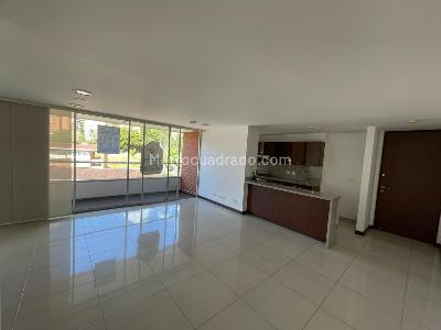 Apartamento de 2 alcobas en arriendo en Cumbres, Envigado, 95 m² · foto 16 de 17