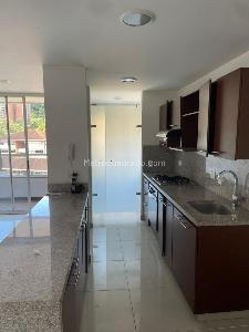 Apartamento de 2 alcobas en arriendo en Cumbres, Envigado, 95 m² · foto 2 de 17