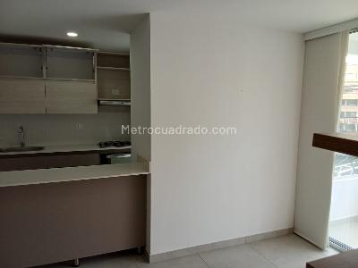 Apartamento de 3 alcobas en arriendo en Las Lomitas, Sabaneta, 75 m² · foto 13 de 20