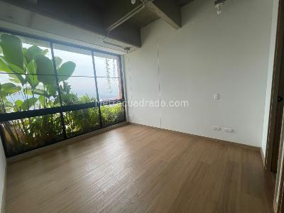 Apartamento en arriendo en Loma Del Escobero, Envigado · foto 14 de 14