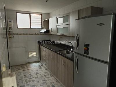 Apartamento de 3 alcobas en arriendo en La Salle, Envigado, 110 m² · foto 9 de 9