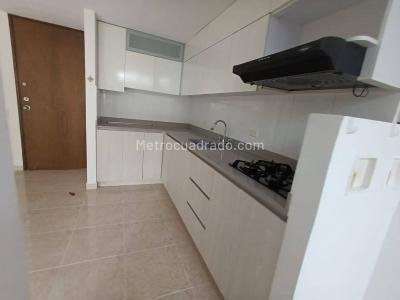 Apartamento de 3 alcobas en venta en Camino Verde, Envigado, 70 m² · foto 5 de 24