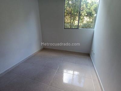 Apartamento de 3 alcobas en venta en Camino Verde, Envigado, 70 m² · foto 8 de 24