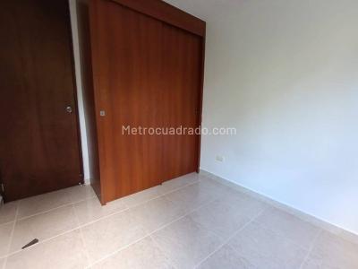 Apartamento de 3 alcobas en venta en Camino Verde, Envigado, 70 m² · foto 10 de 24