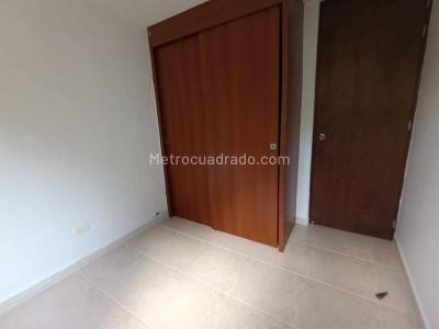 Apartamento de 3 alcobas en venta en Camino Verde, Envigado, 70 m² · foto 12 de 24