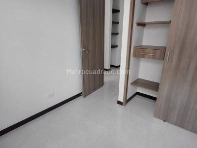Apartamento de 3 alcobas en venta en Asdesillas, Sabaneta, 76 m² · foto 10 de 20
