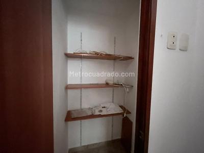 Apartamento de 3 alcobas en arriendo en Oviedo, Medellín, 135 m² · foto 14 de 18
