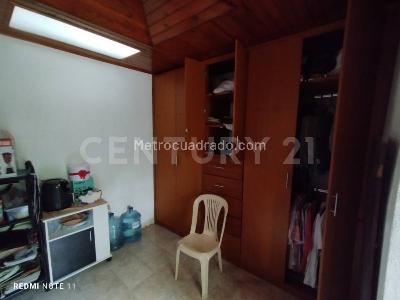 Casa de 5 alcobas en venta en La Salle, Villavicencio, 480 m² · foto 8 de 20