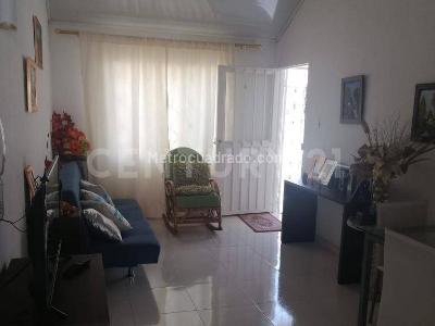 Casa de 2 alcobas en venta en Conjunto Cerrado Castilla, Villavicencio, 71 m² · foto 3 de 8