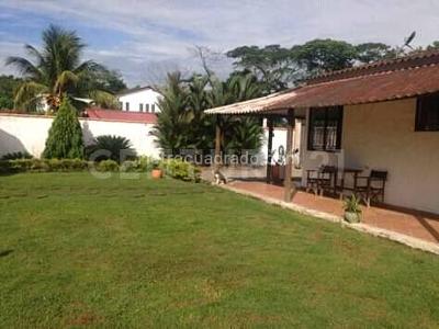 Casa de 3 alcobas en venta en El Cairo, Villavicencio, 844 m² · foto 3 de 16