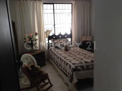 Casa de 3 alcobas en venta en El Cairo, Villavicencio, 844 m² · foto 10 de 16