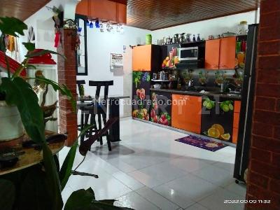 Casa de 5 alcobas en venta en Doña Luz, Villavicencio, 90 m² · foto 7 de 20