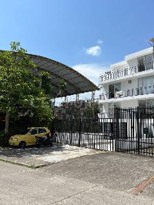 Casa de 4 alcobas en venta en Alcazares, Villavicencio, 57 m² · foto 2 de 19
