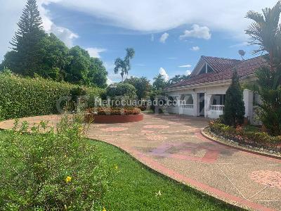 Casa de 5 alcobas en venta en Bella Suiza, Villavicencio · foto 2 de 20