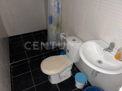 Casa de 4 alcobas en venta en San Antonio, Villavicencio, 216 m² · foto 13 de 14
