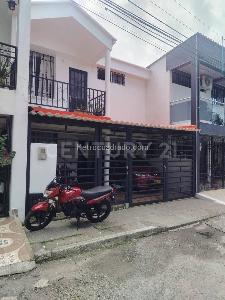 Casa de 3 alcobas en venta en Villa Cristina, Villavicencio, 138 m² · foto 3 de 20