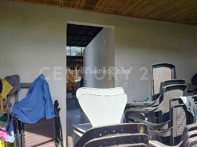 Casa de 3 alcobas en venta en Parcelacion La Maria, Villavicencio, 1875 m² · foto 15 de 18