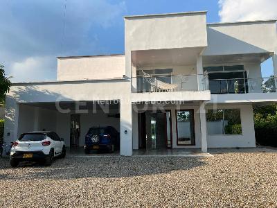 Casa de 5 alcobas en venta en Villa, Villavicencio, 1200 m² · foto 5 de 20