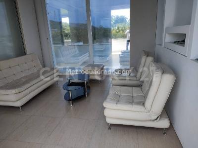 Casa de 5 alcobas en venta en Condominio Santa Teresita, Villavicencio · foto 2 de 20