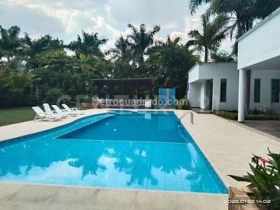 Casa de 4 alcobas en venta en Baru, Villavicencio, 1700 m² · foto 5 de 18
