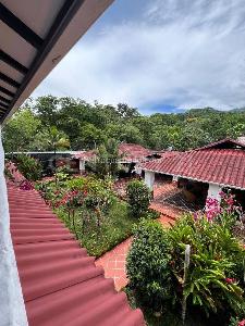 Casa de 5 alcobas en venta en Naturalia, Villavicencio, 1507 m² · foto 9 de 12