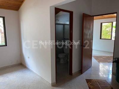 Casa de 5 alcobas en arriendo en Villav, Villavicencio · foto 18 de 20