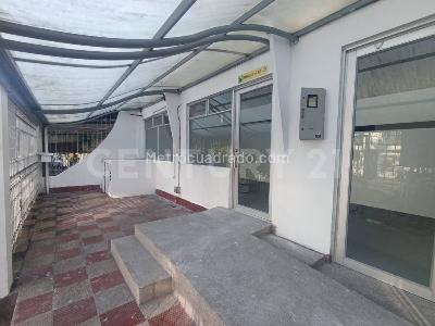 Casa de 2 alcobas en arriendo en Barzal, Villavicencio, 250 m² · foto 4 de 18
