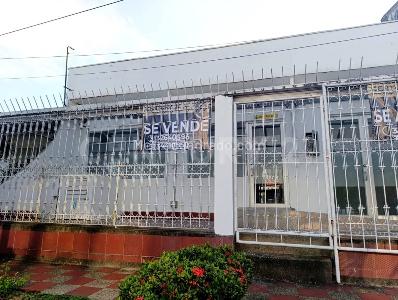 Casa de 5 alcobas en venta en Barzal, Villavicencio, 250 m² · foto 2 de 18