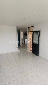 Casa de 4 alcobas en venta en Manantial, Villavicencio, 72 m² · foto 4 de 20