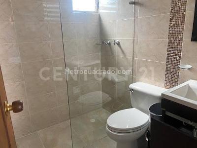 Casa de 5 alcobas en venta en Villa, Villavicencio, 1091 m² · foto 11 de 18