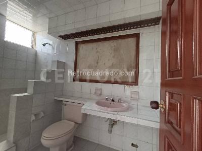Casa de 5 alcobas en arriendo en Camoa, Villavicencio, 294 m² · foto 14 de 20