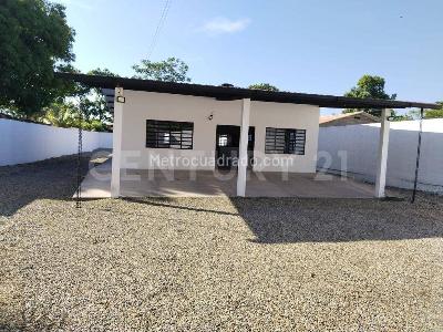 Casa de 3 alcobas en venta en Apiay, Villavicencio, 1500 m² · foto 2 de 5