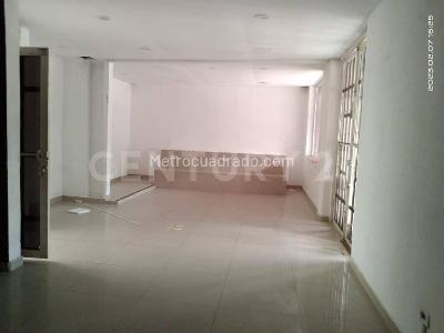 Casa de 4 alcobas en venta en Barzal, Villavicencio, 312 m² · foto 13 de 15