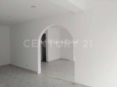 Casa de 4 alcobas en venta en Barzal, Villavicencio, 312 m² · foto 6 de 15