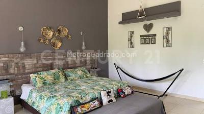 Casa de 4 alcobas en venta en Baru, Villavicencio, 1000 m² · foto 4 de 12