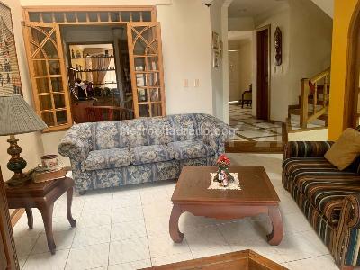 Casa de 5 alcobas en venta en Caudal, Villavicencio, 176 m² · foto 3 de 20