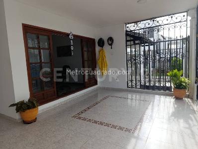 Casa de 3 alcobas en arriendo en Villa Maria, Villavicencio, 250 m² · foto 2 de 20