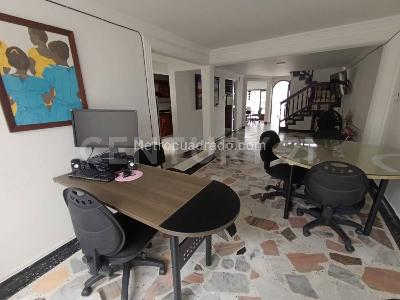 Casa de 3 alcobas en arriendo en Villa Maria, Villavicencio, 250 m² · foto 8 de 20