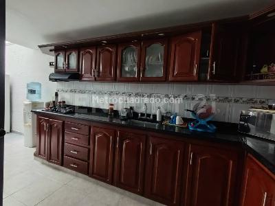 Casa de 3 alcobas en arriendo en Villa Maria, Villavicencio, 250 m² · foto 10 de 20
