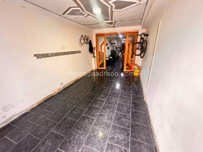 Casa de 3 alcobas en venta en Los Angeles, Bogotá, 45 m² · foto 3 de 20