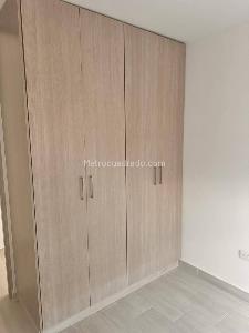 Apartamento de 3 alcobas en venta en Bosques De Varsovia, Ibagué, 72 m² · foto 10 de 19