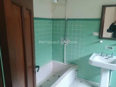 Casa de 5 alcobas en venta en La Esperanza Nororiental, Bogotá, 264 m² · foto 12 de 12