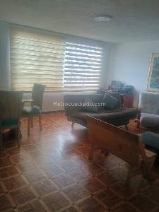 Casa de 5 alcobas en venta en 12 De Octubre, Bogotá · foto 1 de 16
