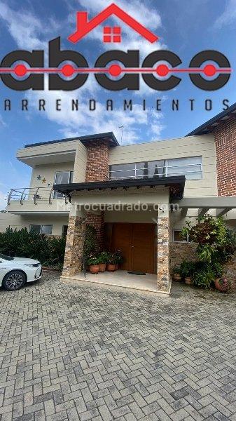 Casa – Envigado, Valle de Aburrá - Vista 2