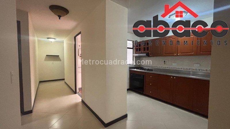 Piso – Envigado, El Trianon, Valle de Aburrá - Más