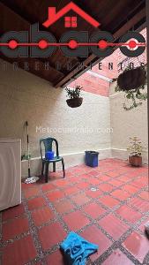 Casa de 3 alcobas en venta en Aliadas, Sabaneta, 65 m² · foto 8 de 19