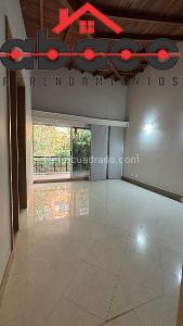 Casa de 3 alcobas en arriendo en Loma De Las Brujas, Envigado, 340 m² · foto 16 de 20